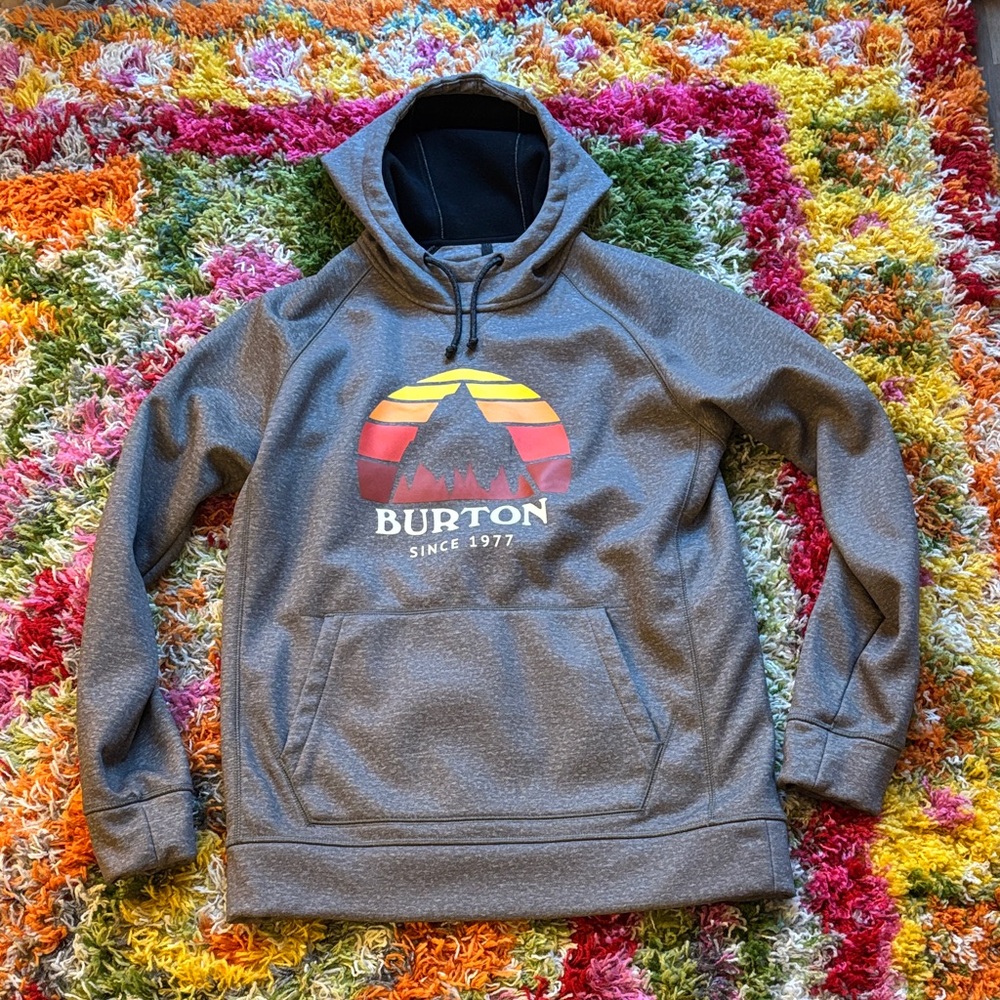 Burton Gray Snowboarding Fleece-Lined Hoodie with Sunset Mountain Design